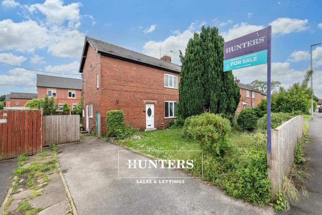 3 bedroom semidetached house for sale in Toll Bar Road, Castleford, WF10