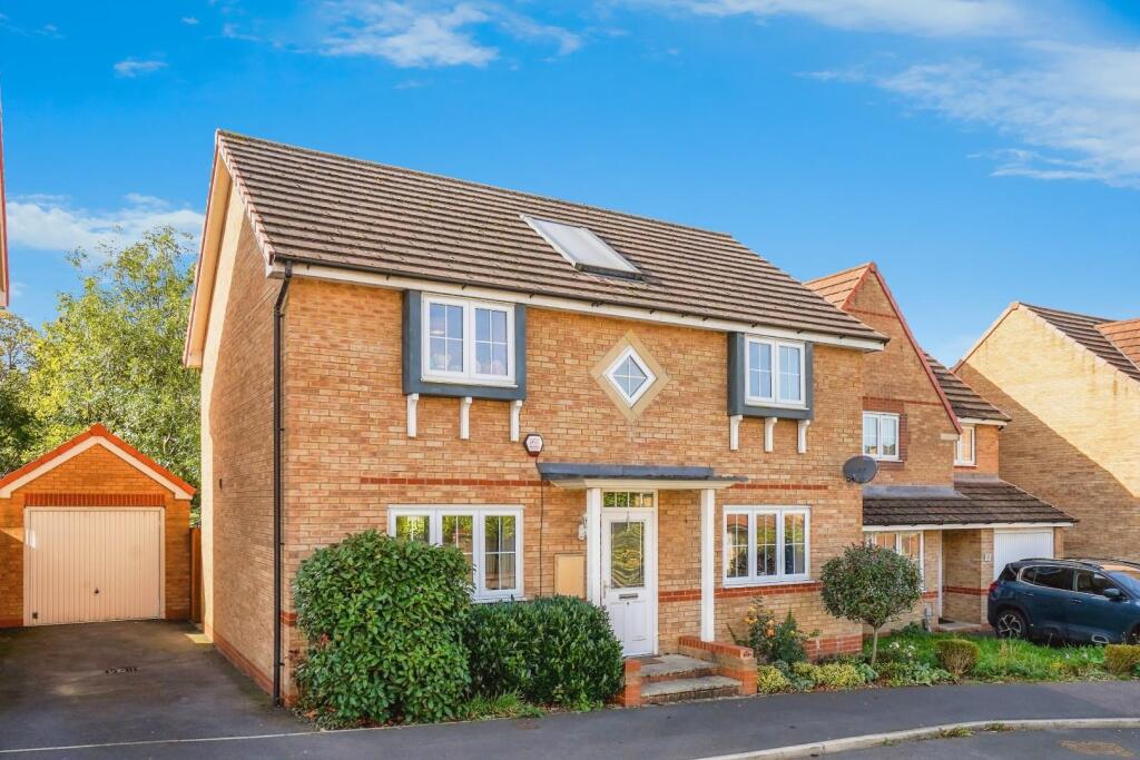 Main image of property: Healdfield Court, Castleford