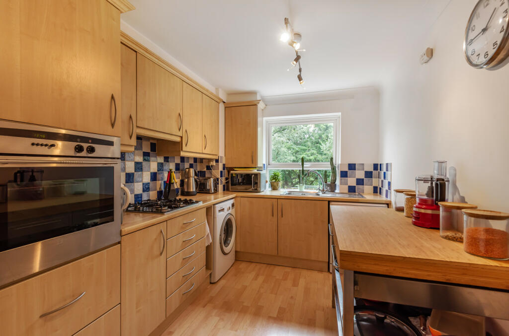 Main image of property: Hatton Court, 35-49 Lubbock Road, Chislehurst, Kent, BR7