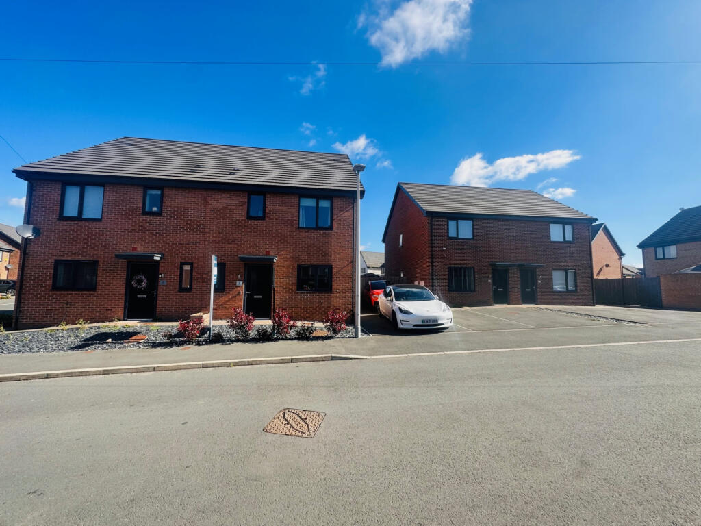 Main image of property: Southgate Way,  Hull, HU8