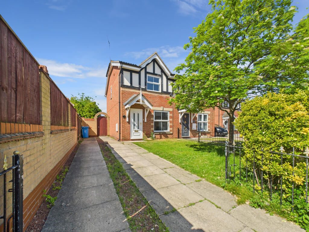 Main image of property: Blossom Grove,  Hull, HU8