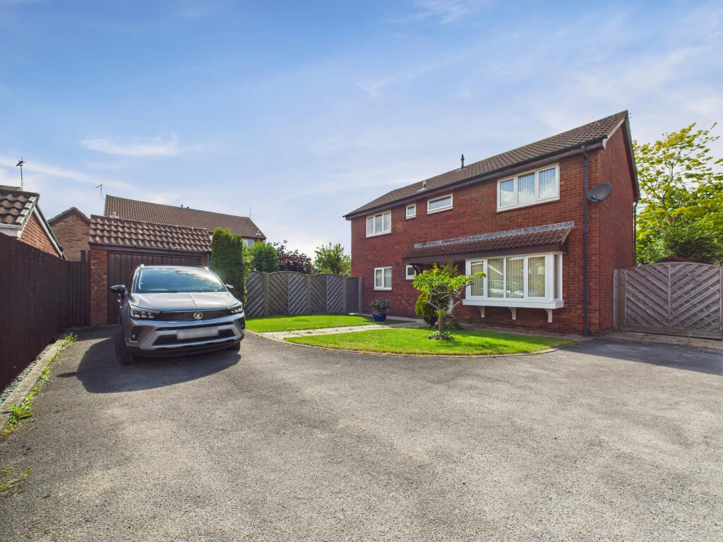Main image of property: Hovingham Close,  Hull, HU8
