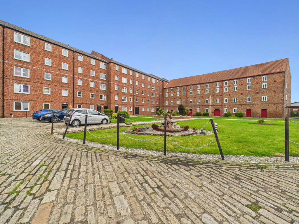 Main image of property: Phoenix House,  Hull, HU1