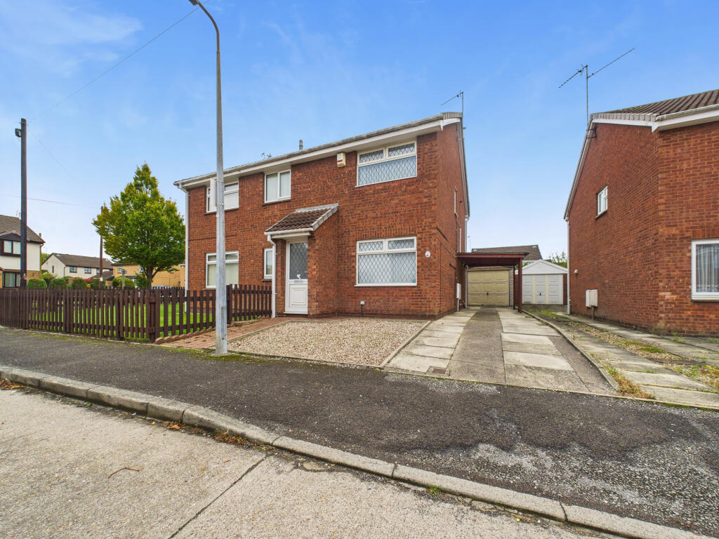 Main image of property: Gillamoor Close,  Hull, HU8