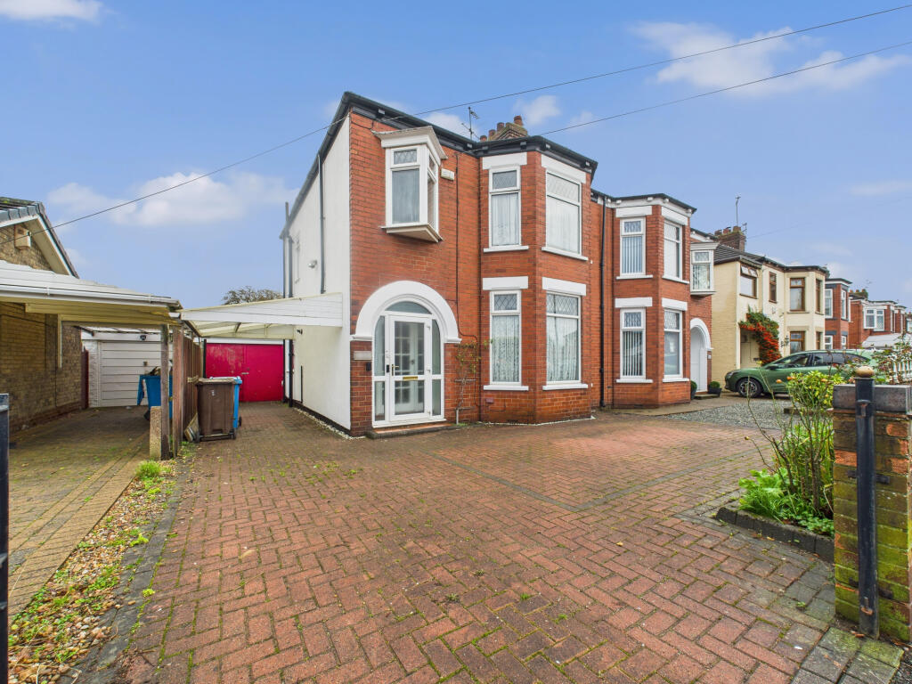 Main image of property: Gillshill Road, Hull, HU8