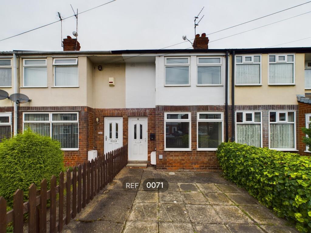 Main image of property: 8 Bloomfield Avenue, HU5 5NH