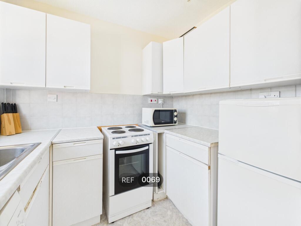 Main image of property: Plimsoll Way, Victoria Dock, HU9 1PW
