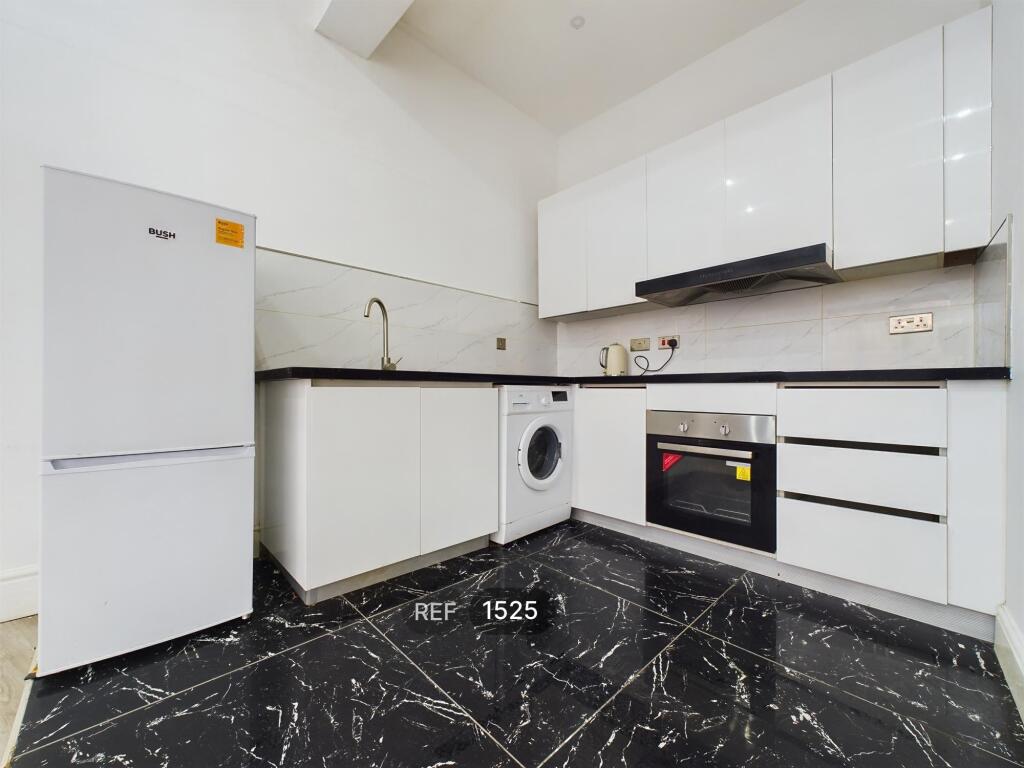 Main image of property: Whitefriargate, Hull, HU1 2HP