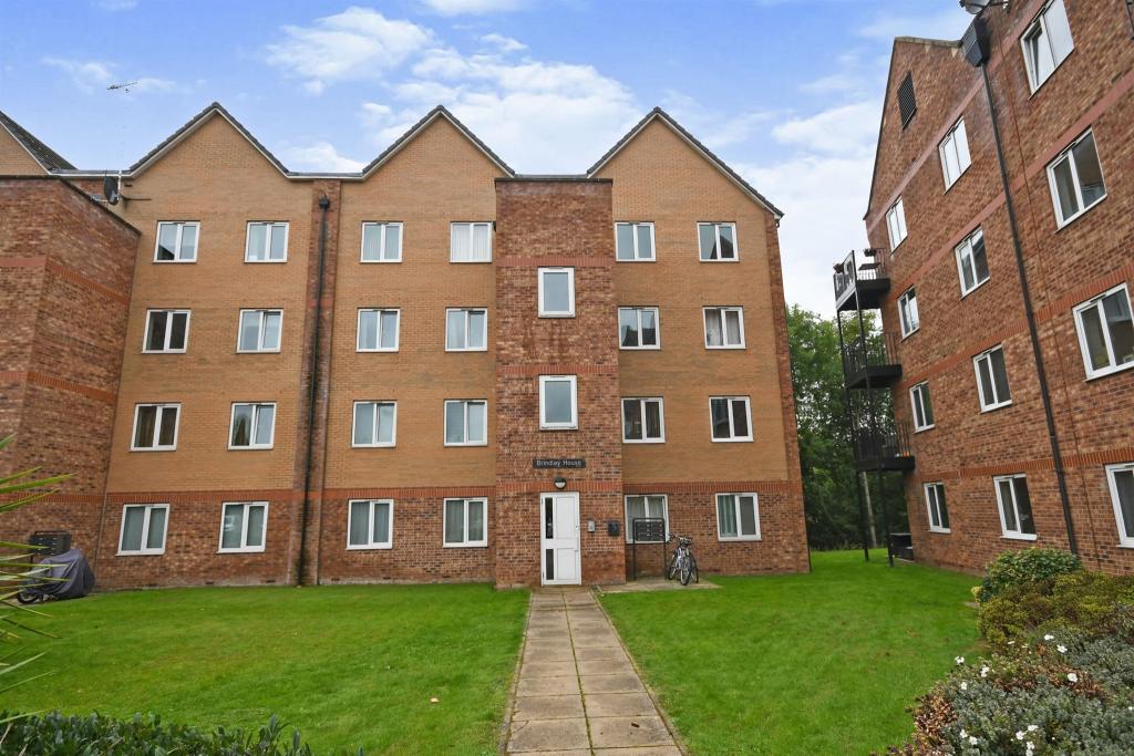 2 bedroom apartment for sale in Tapton Lock Hill, Chesterfield, S41