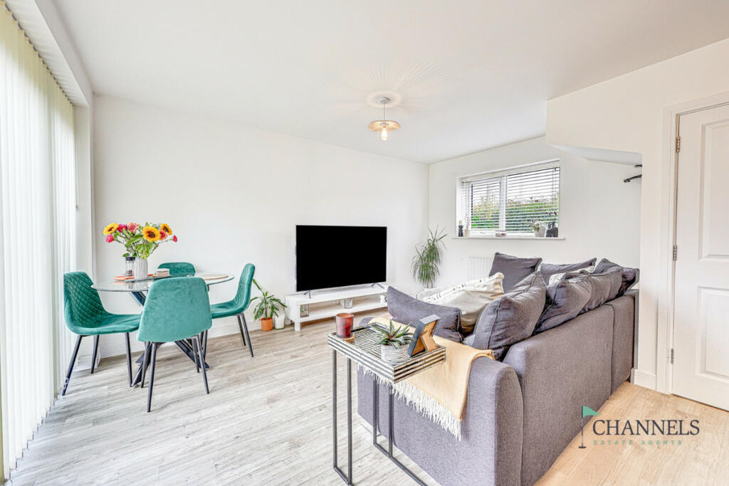 Additional property image - Brassie Wood, Chelmsford, CM3 3