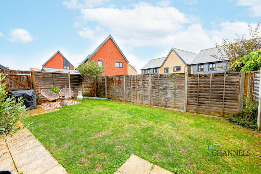 Additional property image - Brassie Wood, Chelmsford, CM3 3