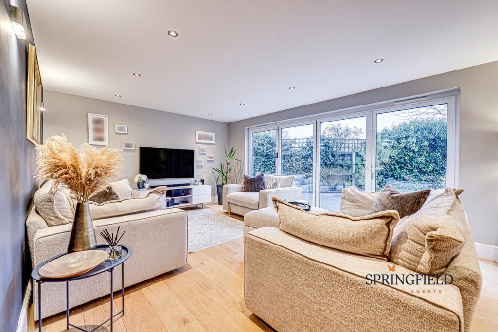 Main image of property: Bouchers Mead,, Springfield, Chelmsford, CM1 6