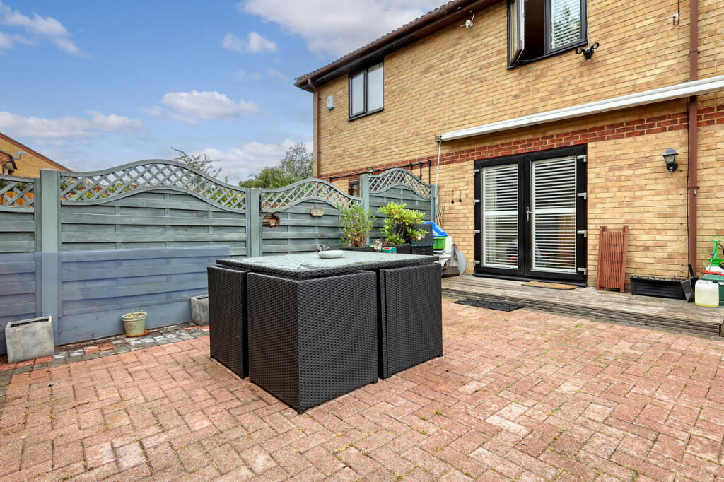 Main image of property: Hazelwood Park Close, Chigwell, IG7 4
