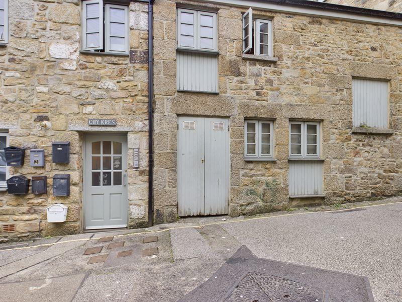 2 bedroom flat for sale in Bread Street, Penzance, TR18