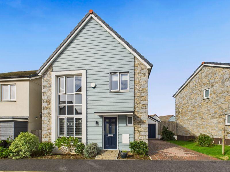 Main image of property: Park An Daras, Helston, Light and bright family home