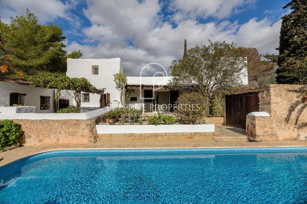 Main image of property: Balearic Islands, Ibiza, Sant Josep De Sa Talaia