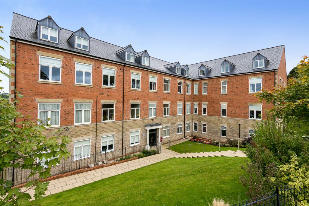 2 bedroom apartment for sale in Hawkshaw Lodge, Hawkshaw, BL8