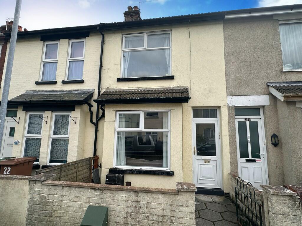 3 bedroom terraced house for sale in Albany Road, Southtown, NR31