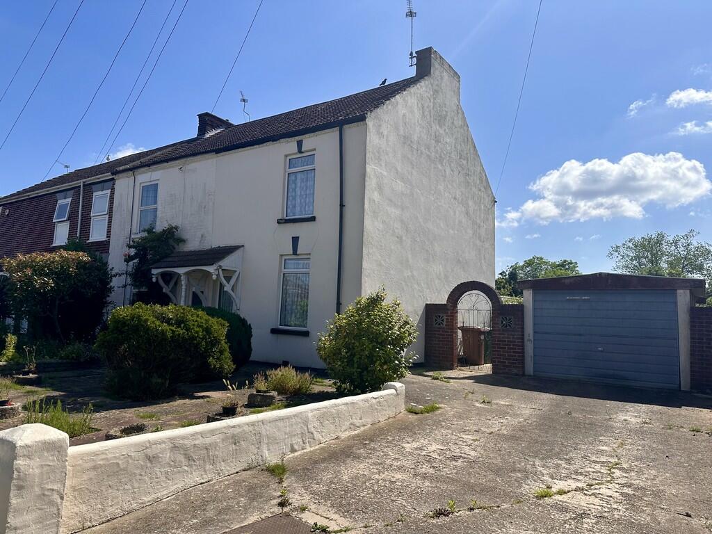 3 bedroom semidetached house for sale in Farman Close, Belton, NR31