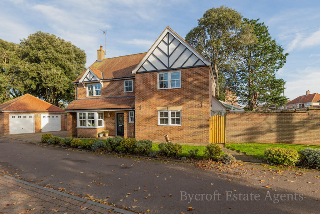 Main image of property: Lyndhurst Close, Gorleston, Great Yarmouth