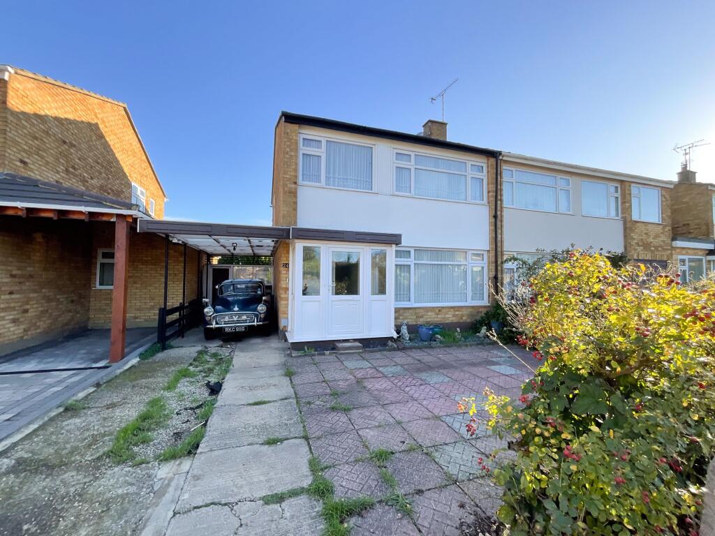 Main image of property: Stuart Close, Great Wakering, Southend-on-Sea