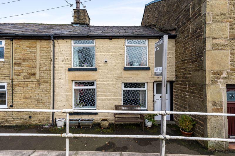 3 bedroom terraced house for sale in Bury Road, Edgworth, Bolton, BL7