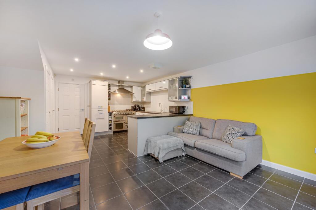 Additional property image - Temple Road, Bolton, Lancashire, BL1