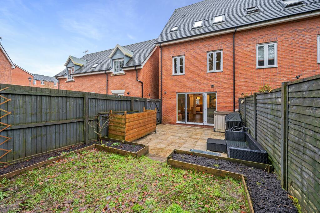 Additional property image - Temple Road, Bolton, Lancashire, BL1