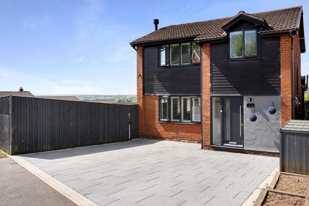 Main image of property: Horseshoe Lane, Bromley Cross, Bolton, BL7 9