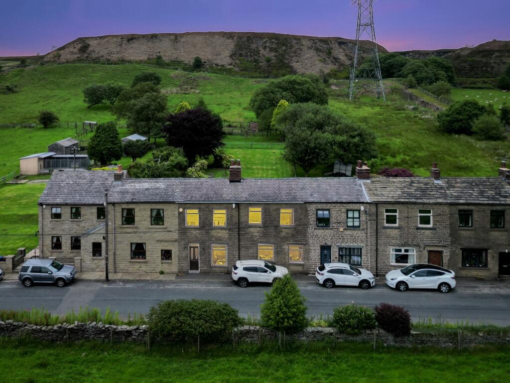 Main image of property: 16 Round Barn, Blackburn Road, Turton, Bolton, BL7 0