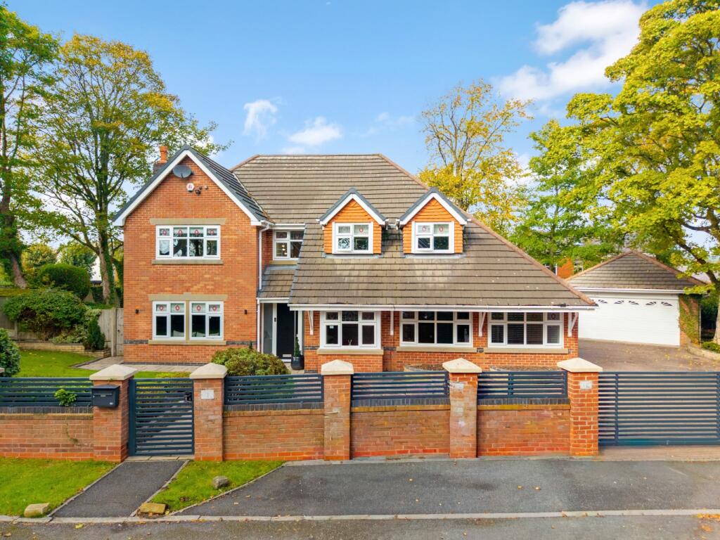 Main image of property: Markland Tops, Heaton, Bolton, BL1 5