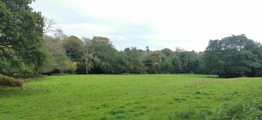 Main image of property: 3.33 Acres with River Frontage/Fishing - Hoo Meavy
