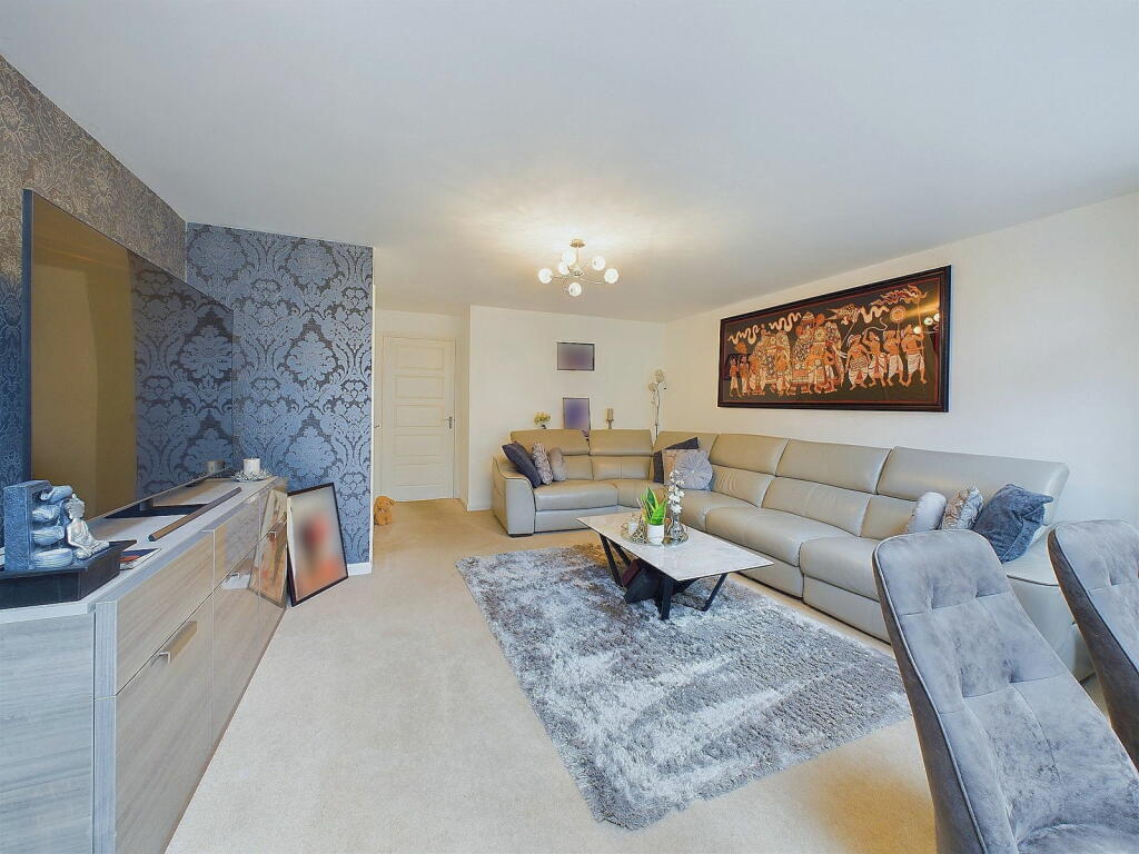 Property image - Overton Road, Worthing, BN13