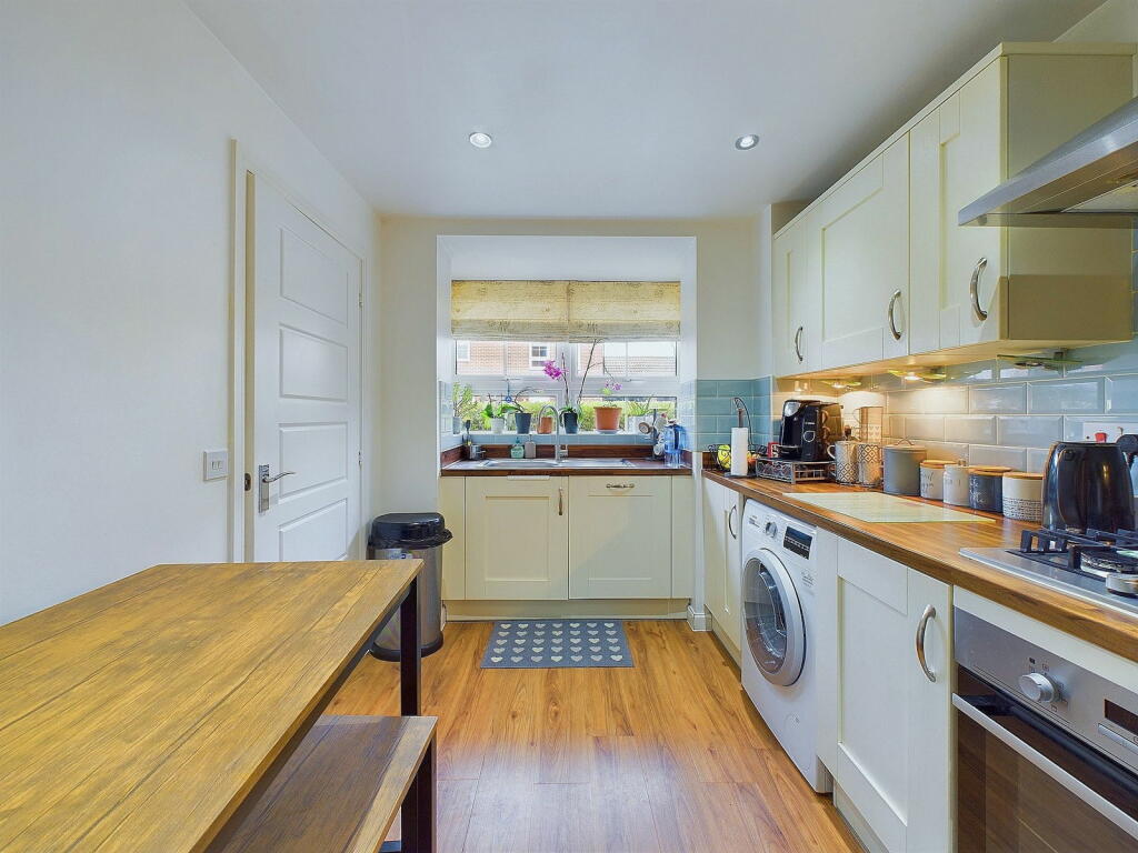 Additional property image - Overton Road, Worthing, BN13