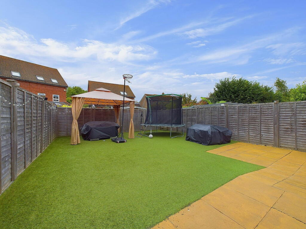 Additional property image - Overton Road, Worthing, BN13