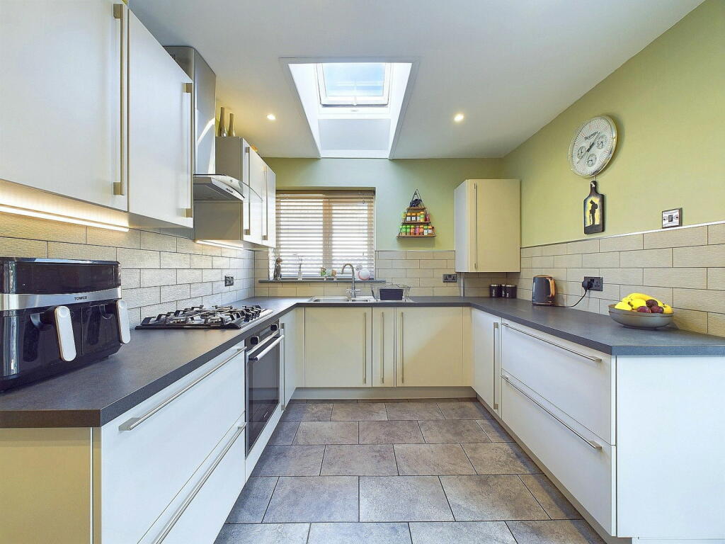 Additional property image - Ringmer Road, Worthing, BN13