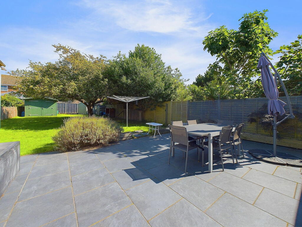 Additional property image - Ringmer Road, Worthing, BN13