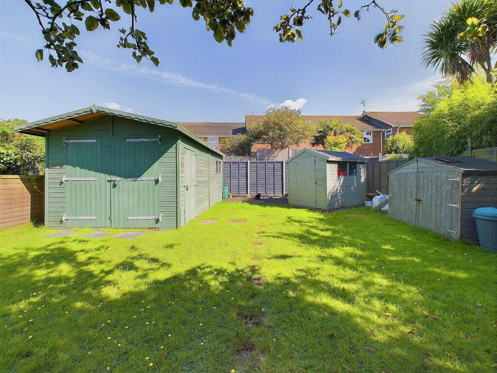 Additional property image - Ringmer Road, Worthing, BN13