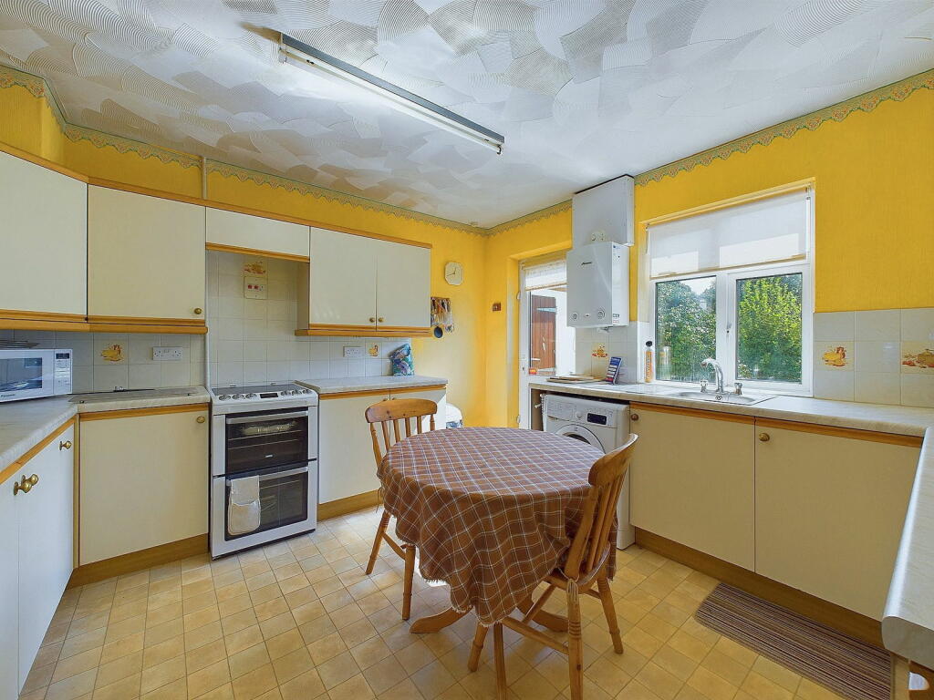 Additional property image - Bury Drive, Goring-by-Sea, Worthing, BN12