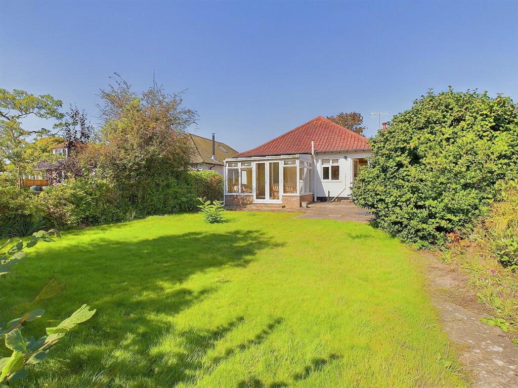 Additional property image - Bury Drive, Goring-by-Sea, Worthing, BN12
