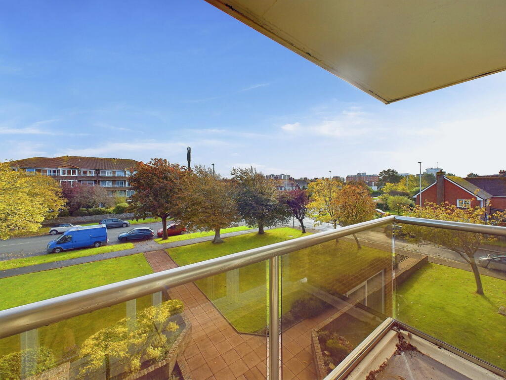 Additional property image - Cardinal Court, Grand Avenue, Worthing, BN11