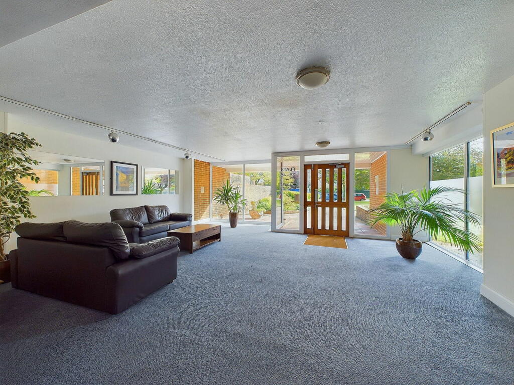 Additional property image - Cardinal Court, Grand Avenue, Worthing, BN11