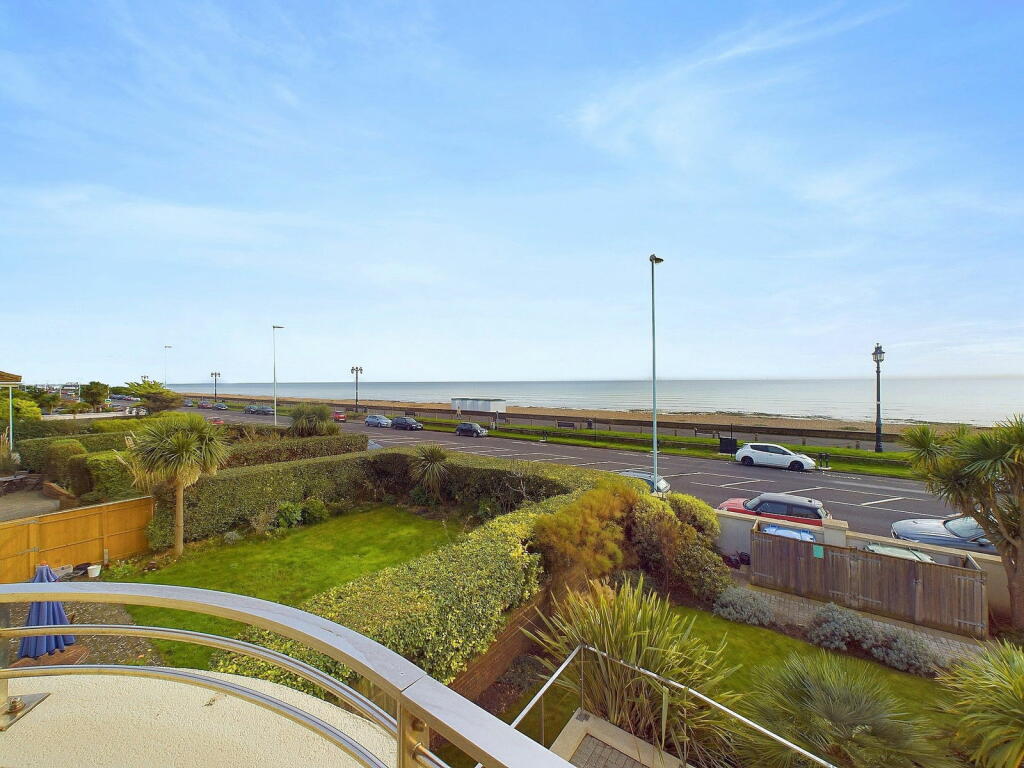 Additional property image - Vista Mare East, 42, West Parade, Worthing, BN11