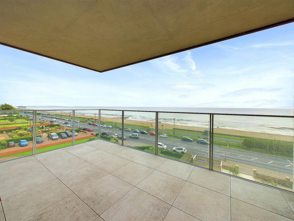Additional property image - Calista, 26 West Parade, Worthing, BN11