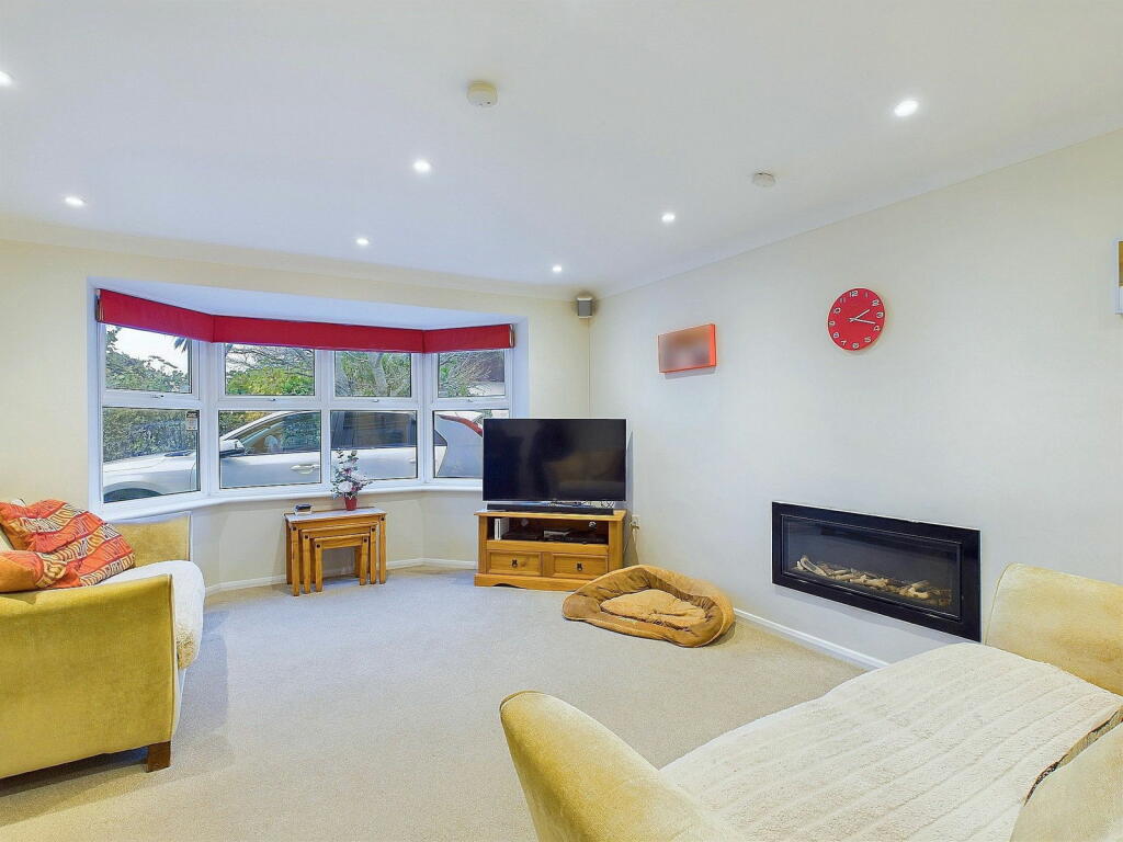 Additional property image - Rusper Road South, Worthing, BN13