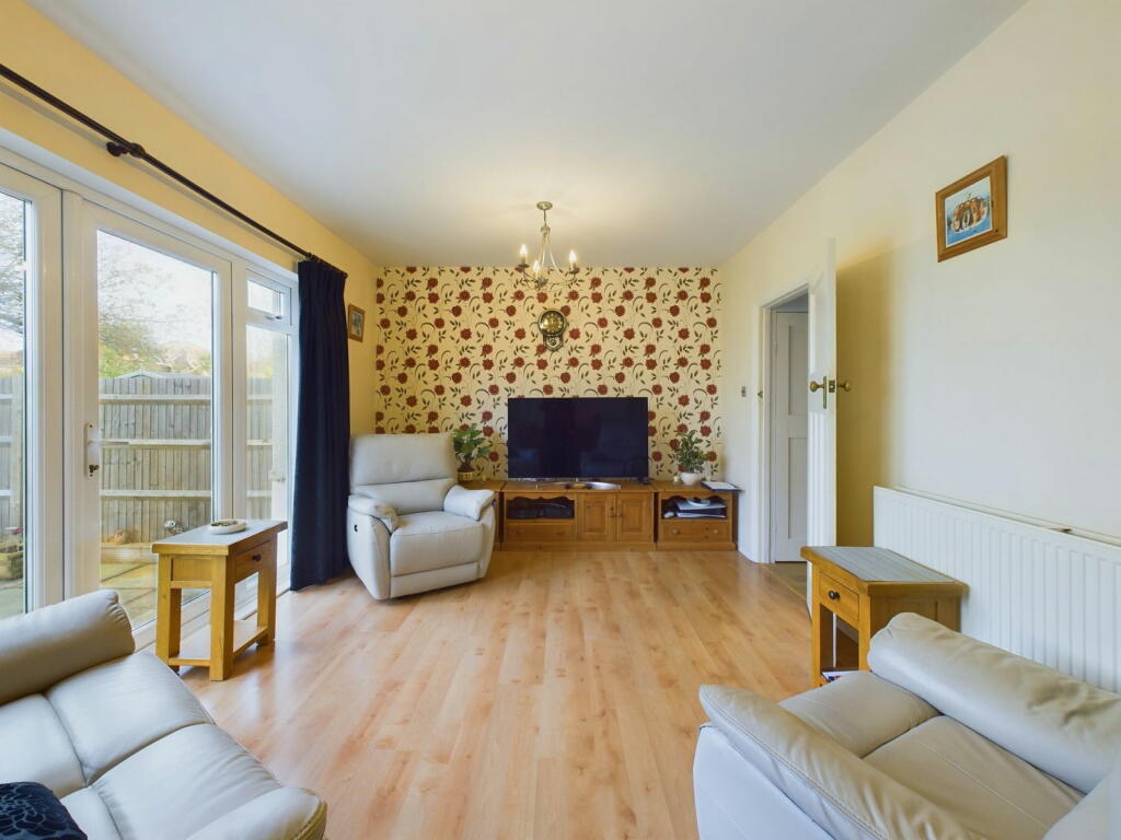 Additional property image - Gerald Road, West Worthing, BN11 5QQ