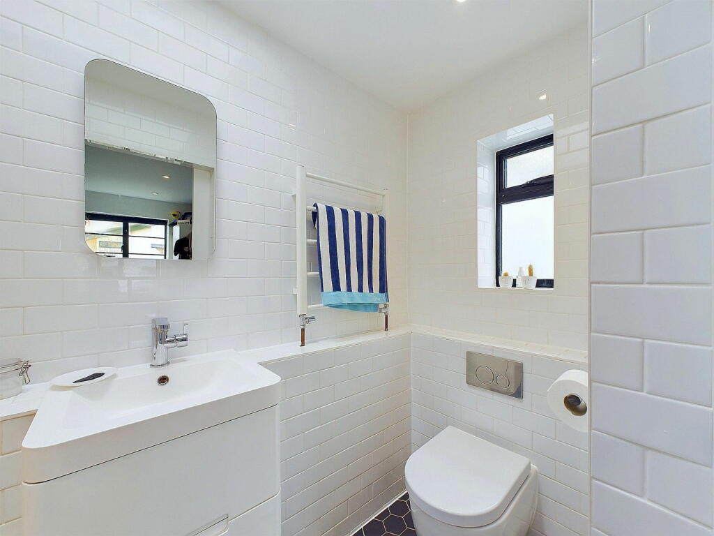 Additional property image - Ferringham Way, Ferring, Worthing, BN12