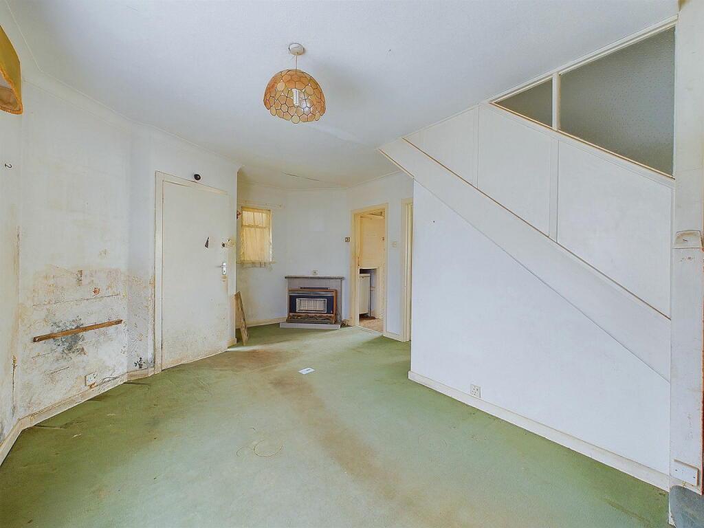 Additional property image - Aglaia Road, Worthing, BN11