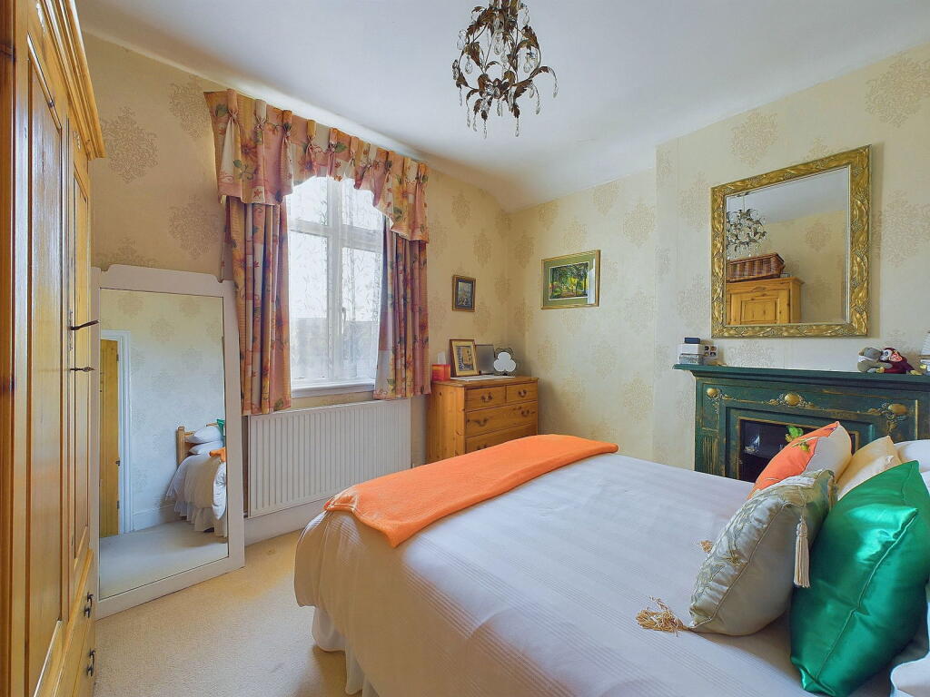 Additional property image - Reigate Road, Worthing, BN11