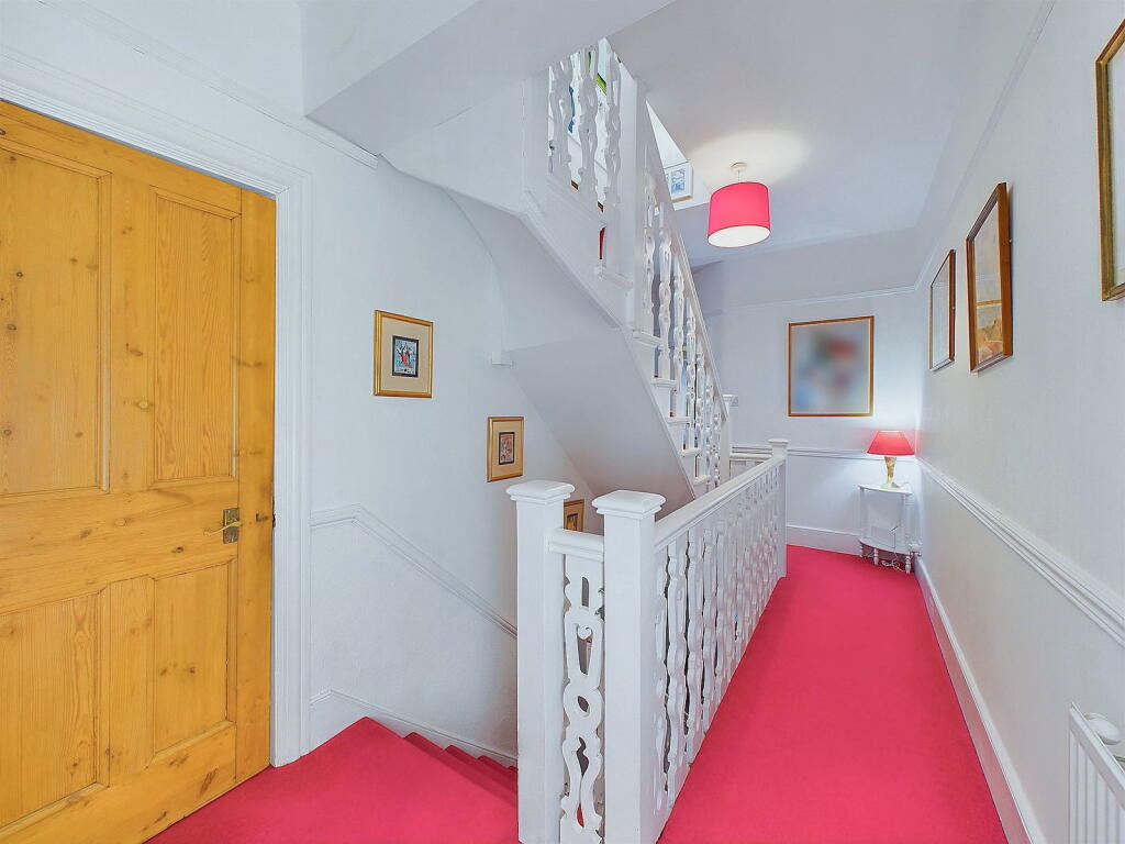 Additional property image - Reigate Road, Worthing, BN11